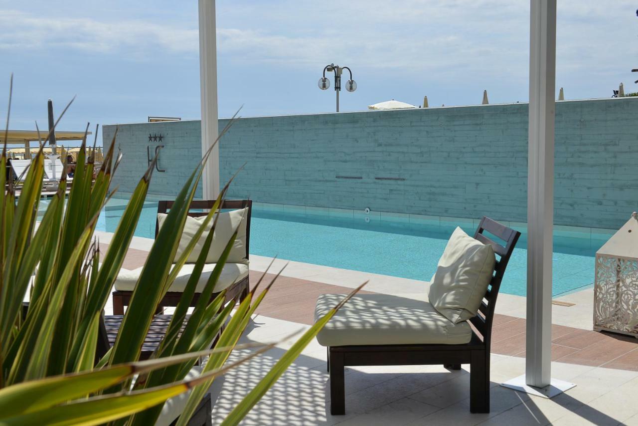 Hotel Conchiglia ลิโดดิเยโซโล ภายนอก รูปภาพ